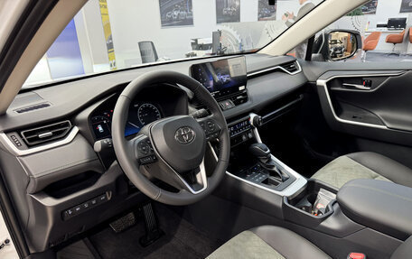 Toyota RAV4, 2025 год, 4 150 000 рублей, 13 фотография