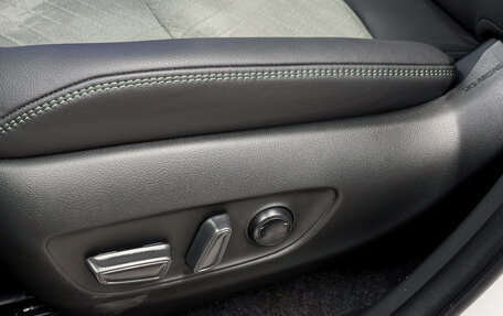 Toyota RAV4, 2025 год, 4 150 000 рублей, 17 фотография