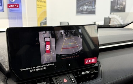 Toyota RAV4, 2025 год, 4 150 000 рублей, 24 фотография