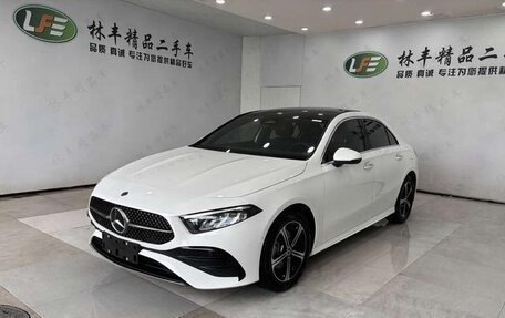 Mercedes-Benz A-Класс, 2025 год, 2 870 000 рублей, 1 фотография