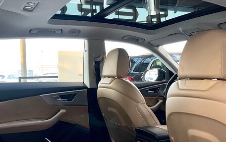 Audi Q8 I, 2019 год, 6 990 000 рублей, 30 фотография