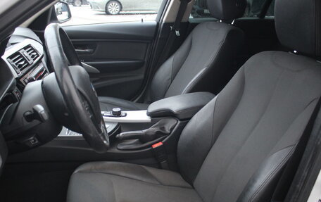 BMW 3 серия, 2016 год, 1 700 000 рублей, 9 фотография