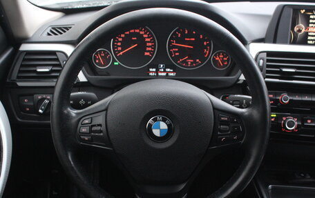 BMW 3 серия, 2016 год, 1 700 000 рублей, 18 фотография