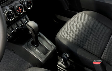 Suzuki Jimny, 2025 год, 3 800 000 рублей, 21 фотография