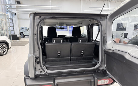 Suzuki Jimny, 2025 год, 3 800 000 рублей, 24 фотография