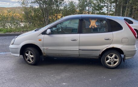 Nissan Tino, 2002 год, 250 000 рублей, 1 фотография