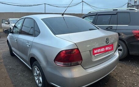 Volkswagen Polo VI (EU Market), 2011 год, 576 000 рублей, 2 фотография