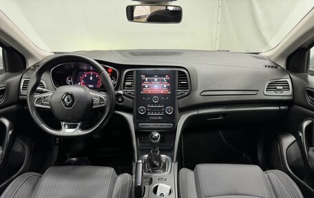 Renault Megane IV, 2019 год, 1 345 000 рублей, 15 фотография