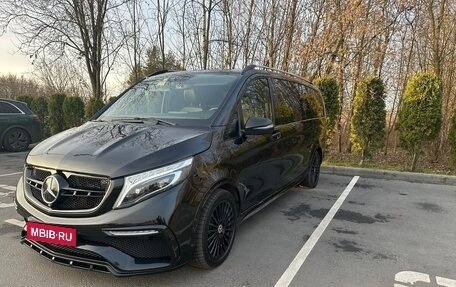 Mercedes-Benz V-Класс, 2021 год, 11 900 000 рублей, 1 фотография