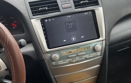 Toyota Camry, 2006 год, 1 000 000 рублей, 8 фотография