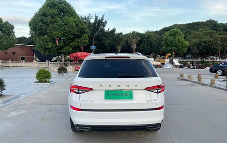 Skoda Kodiaq, 2022 год, 2 601 144 рублей, 5 фотография