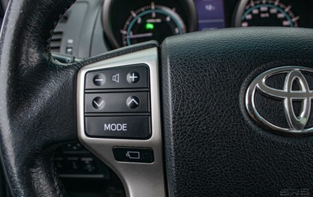 Toyota Land Cruiser Prado 150 рестайлинг 2, 2010 год, 2 999 000 рублей, 19 фотография