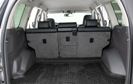 Toyota Land Cruiser Prado 150 рестайлинг 2, 2010 год, 2 999 000 рублей, 26 фотография