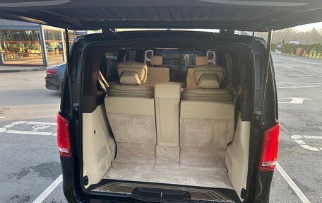 Mercedes-Benz V-Класс, 2021 год, 11 900 000 рублей, 10 фотография