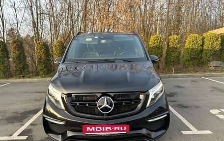 Mercedes-Benz V-Класс, 2021 год, 11 900 000 рублей, 2 фотография