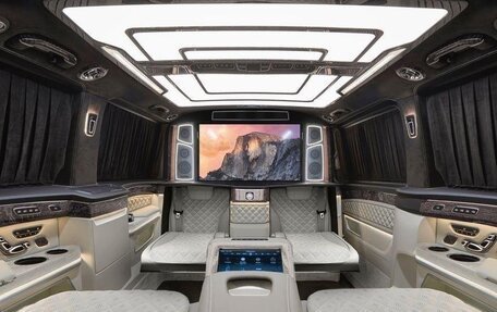 Mercedes-Benz V-Класс, 2021 год, 11 900 000 рублей, 21 фотография