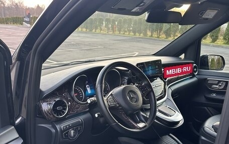 Mercedes-Benz V-Класс, 2021 год, 11 900 000 рублей, 26 фотография