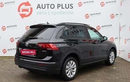 Volkswagen Tiguan II, 2020 год, 2 950 000 рублей, 2 фотография