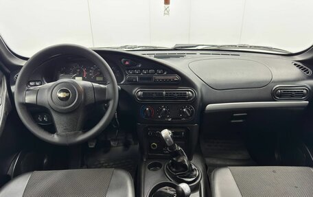 Chevrolet Niva I рестайлинг, 2012 год, 615 000 рублей, 13 фотография