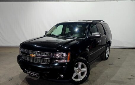 Chevrolet Tahoe III, 2013 год, 2 445 000 рублей, 1 фотография
