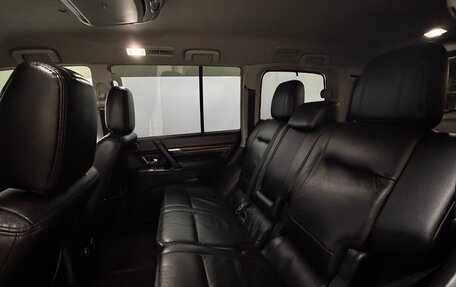 Mitsubishi Pajero IV, 2007 год, 1 250 000 рублей, 17 фотография