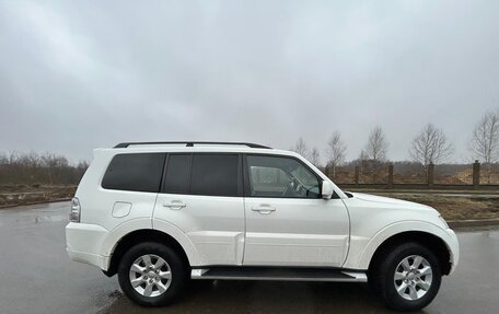 Mitsubishi Pajero IV, 2015 год, 2 100 000 рублей, 8 фотография