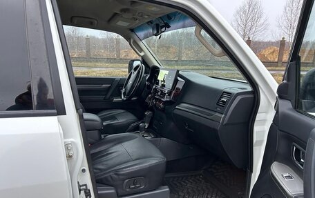 Mitsubishi Pajero IV, 2015 год, 2 100 000 рублей, 14 фотография