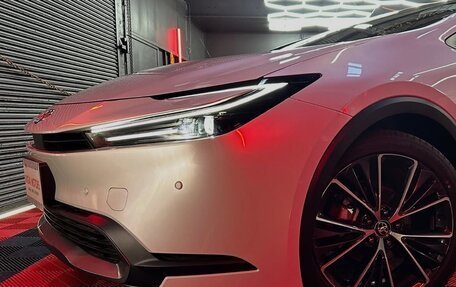 Toyota Prius IV XW50, 2025 год, 3 425 000 рублей, 7 фотография