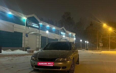 Opel Vectra B рестайлинг, 2000 год, 250 000 рублей, 4 фотография
