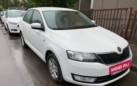 Skoda Rapid I, 2017 год, 1 230 000 рублей, 2 фотография