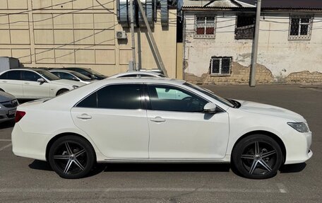 Toyota Camry, 2014 год, 1 295 000 рублей, 3 фотография