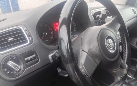 Volkswagen Polo VI (EU Market), 2011 год, 550 000 рублей, 5 фотография