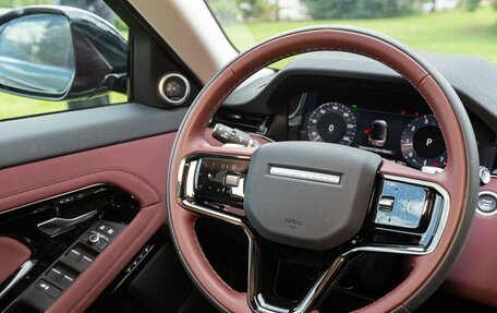 Land Rover Range Rover Evoque II, 2025 год, 6 300 000 рублей, 18 фотография