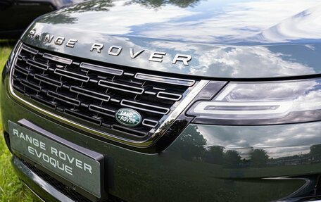 Land Rover Range Rover Evoque II, 2025 год, 6 300 000 рублей, 13 фотография