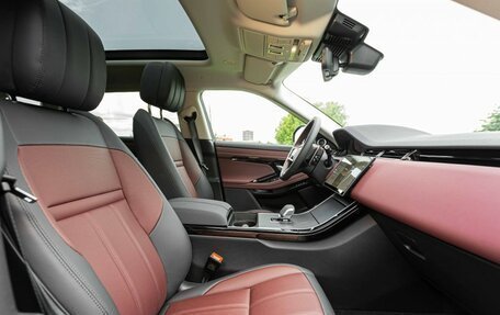 Land Rover Range Rover Evoque II, 2025 год, 6 300 000 рублей, 24 фотография