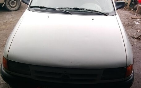 Opel Astra F, 1993 год, 85 000 рублей, 1 фотография