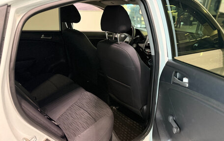 Hyundai Solaris II рестайлинг, 2016 год, 780 000 рублей, 8 фотография