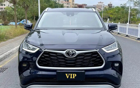 Toyota Highlander, 2024 год, 4 444 155 рублей, 2 фотография