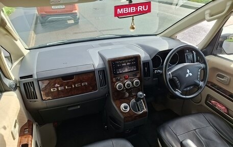 Mitsubishi Delica D:5 I, 2009 год, 1 980 000 рублей, 14 фотография