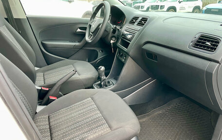 Volkswagen Polo VI (EU Market), 2018 год, 1 100 000 рублей, 12 фотография