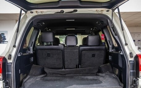 Toyota Land Cruiser 200, 2017 год, 6 598 000 рублей, 12 фотография