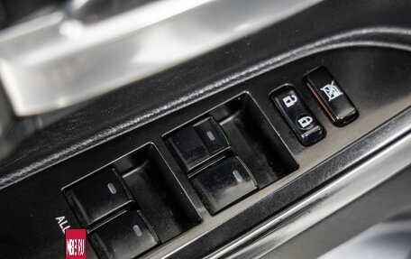 Toyota Land Cruiser 200, 2017 год, 6 598 000 рублей, 16 фотография