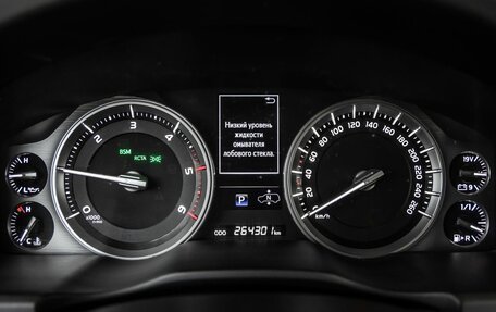 Toyota Land Cruiser 200, 2017 год, 6 598 000 рублей, 39 фотография