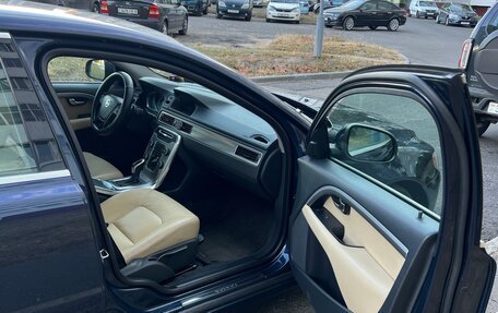 Volvo V70 III рестайлинг, 2013 год, 1 190 000 рублей, 7 фотография