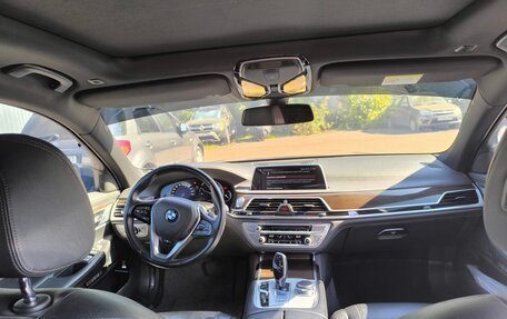 BMW 7 серия, 2017 год, 6 фотография