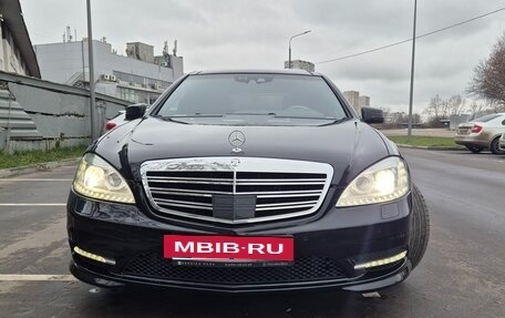 Mercedes-Benz S-Класс, 2011 год, 1 850 000 рублей, 19 фотография