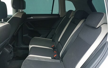 Volkswagen Tiguan II, 2019 год, 1 889 000 рублей, 11 фотография