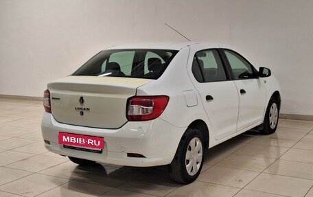 Renault Logan II, 2015 год, 555 000 рублей, 4 фотография