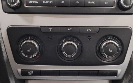 Skoda Octavia, 2011 год, 790 000 рублей, 10 фотография