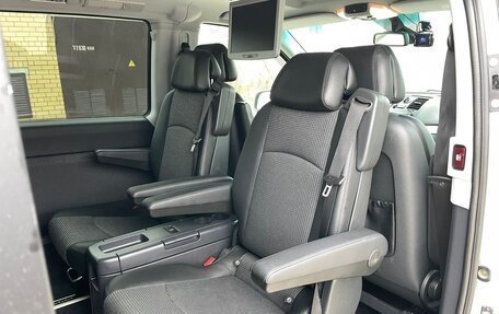 Mercedes-Benz Viano, 2012 год, 2 655 000 рублей, 19 фотография
